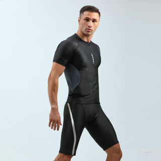 Qianyi color's new swimsuit men's wetsuit one-piece pullover swimsuit short-sleeved five-quarter pants snorkeling suit swimming pool coach suit (swimsuit + swimming trunks) xl (120-150jin jin is equal to 0.5 kg)