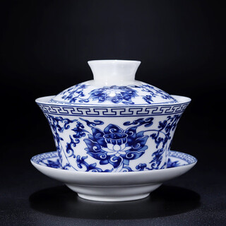 Hengmingchang jingdezhen blue and white porcelain covered bowl tea cup ceramic tea cup tea set tribute tea bowl single sancai cup hand-held pot large wealth consecutive years covered bowl 260ml