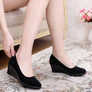 Spring and autumn old beijing cloth shoes women's wedge heel slip-on work shoes high heels professional work clothes black cloth shoes single shoes black (one size larger) 36