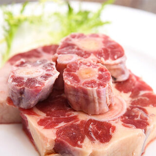 Anuba new zealand grass-fed raw cut ox tailbone 1jin jin is equal to 0.5kg stew ingredients fresh beef