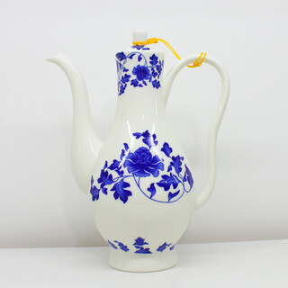 Xiangyan capacity 750ml blue and white household hip flask 1jin jin is equal to 0.5kg half-packed small hip flask large ceramic 750ml