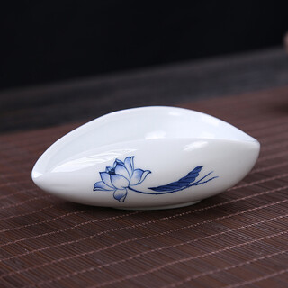 Yanshu ceramic tea lotus blue and white porcelain tea spoon flower faced tea spoon tea spoon tea appreciation utensils tea ze white porcelain tea set accessories yihua