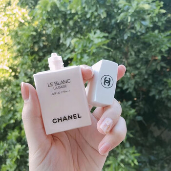 Chanel (chanel) makeup primer isolating protective sunscreen moisturizing 30ml translucent brightening softening radiant protective isolating milk purple 30#orchidee