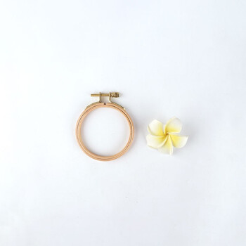 Pan lande handmade show diy embroidery collapse embroidery tent embroidery shed children's round solid wood embroidery stretcher small embroidery shed embroidery hoop frame outer diameter 8cm