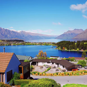 New year's eve in the southern hemisphere central line of the north and south islands of new zealand hobbit village glowworm caves maori cultural village queenstown joy trip 9 days red november 29