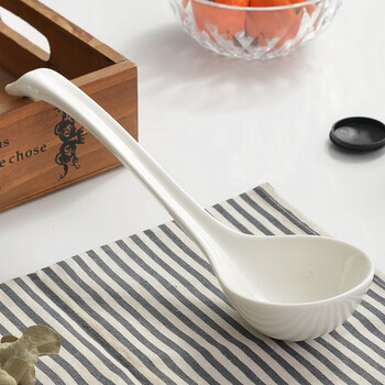 Porcelain xiuyuan household long-handled soup spoon large pure white ceramic soup spoon large spoon ramen spoon drinking soup tycoon standing spoon 1 (length 26cm, width 8cm)