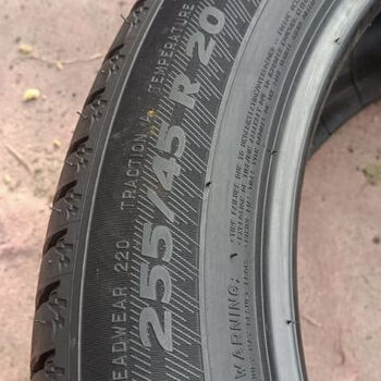 Michelin original genuine dismantled car parts 255/45r20 car service agency hongqi hs5/audi q5l/gs8/ michelin dismantled car parts 255/45r20 90% new