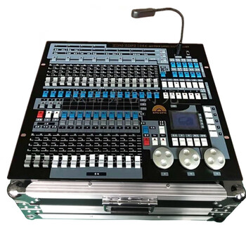 King kong 1024 console lighting console dmx512 wedding bar par light moving head beam light stage controller upgraded flight case packaging