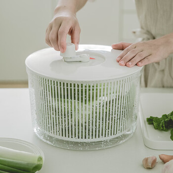 Arasigawa japan imported shanyan industrial vegetable dehydrator hand shake dryer kitchen fruit and vegetable dehydrator machine vegetable washing and draining basket large size 6.5l