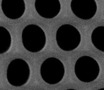 Aluminum-based aao template single-pass aao nano template porous anodized aluminum aao template inorganic membrane hole spacing 65/100/125 hole depth 5m size 2