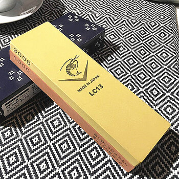 Japan's original imported suehiro suehiro whetstone lobster whetstone 1000/3000 mesh whetstone double-sided household dual-purpose 1000 mesh + 3000 mesh lobster lc13