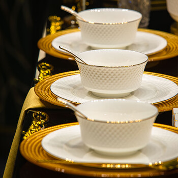 Jinglezhong jingdezhen bowl and plate set high-end bone china bowl and plate light luxury ceramic high-temperature underglaze tableware set moving to a new home high-temperature underglaze color (leather box) 52-piece set