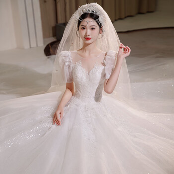 Red makeup wedding dress 2025 new bride main wedding dress french simple petite ceremony outing yarn high-quality welcome yarn off-white floor-length style m