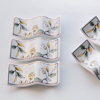 Huige chopstick holder set of 5 chopstick holders ceramic household chopstick holder chopstick pillow chopstick dual-purpose chopstick holder for hotel use b style wavy chopstick holder 5 pieces champs elysees