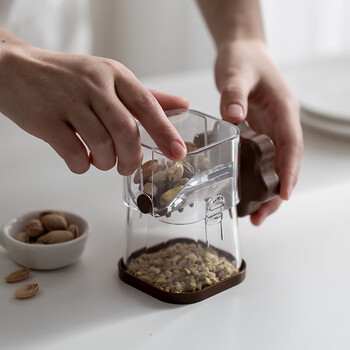 Japan imported akebono nut masher for dessert chocolate peanut manual walnut masher brown-1 pack