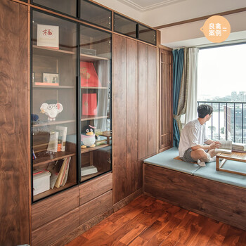 Good wood tatami log whole house customized solid wood tatami bed living room whole wall bookcase bedroom wardrobe customized guangzhou black walnut tatami bed + cabinet