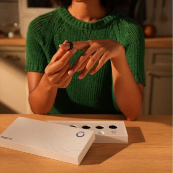 Ringconn gen 2 rose gold limited edition smart ring sleep apnea monitoring heart rate blood oxygen women’s menstrual period prediction health guidance 12 days long battery life ringconn size measuring tool gift box/measurement tool does not include smart ring