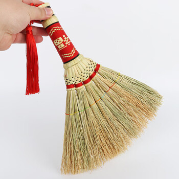 Sorghum seedlings, broom, natural old-fashioned handmade small broom, bed sweeper, sofa sweeper, kang sweeper, broom brush, small garbage broom about 30 cm_random style
