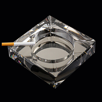 Vinos light luxury nordic crystal large ashtray creative personality household ashtray commercial ktv club office cigar ashtray ornaments gift wine set enterprise custom-made faceted ashtray black gold 15cm