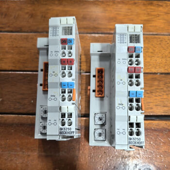 Tkhe spot promotion original disassembly machine beckhoffbk5250, very beautiful color, physical photo taken, beckhoffbk5250 bright, real photo taken