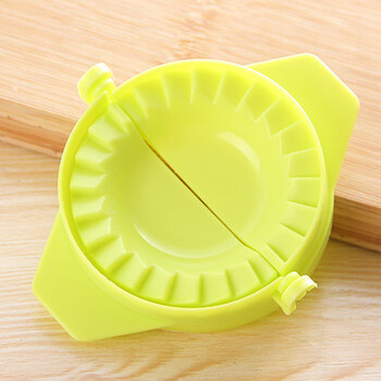 Lian yichen's dumpling making artifact set, dumpling making artifact fully automatic dumpling model flower shape rolling artifact mold set, fruit green 5 pieces