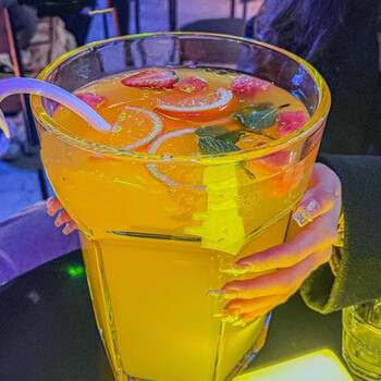 Dsf oversized beer mug giant large cup household water cup internet celebrity new party bar special glass ml 0 pieces