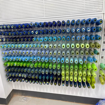 Wooden grid sewing machine thread rack wall-mounted garment factory hole plate garment factory thread support pagoda thread rack coil rack storage rack warm white with frame 40*60 free hook