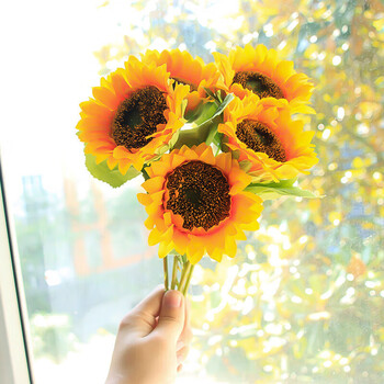 Shengshi taibao sunflower simulation bouquet, fake flower ornament, sunflower holding flower, silk flower photo props, 5 pack