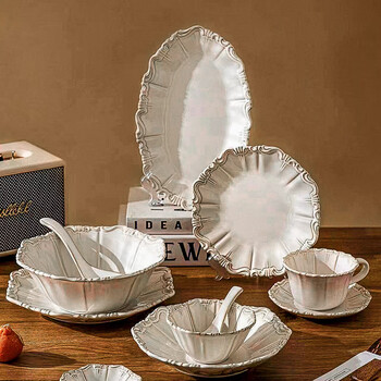 Jiayi kitchen french retro embossed plate ceramic dish plate western steak plate high-end dessert plate soup plate set soup bowl 11-piece set for two