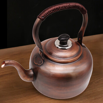Copper kettle kettle household pure copper teapot handmade thickened soup kettle large capacity retro gas electromagnetic whistle kettle thickened gas, whistle model suitable for open flame 3l