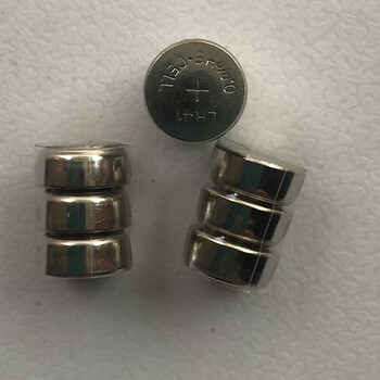 Lr41/ag3 button battery small battery slingshot laser light sight battery three-pack battery 3 sets of 9 batteries