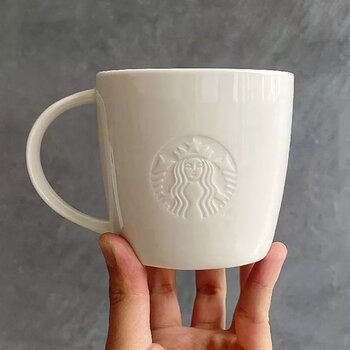 Starbucks (starbucks) style embossed large-capacity mug, classic and simple in-store special cup white ceramic coffee cup office cup in-store special cup t cup