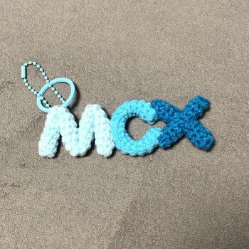 Alphabet name crochet key pendant, handmade wool diy knitting, customized for boyfriend and girlfriend, alphabet blue material package + tool tutorial