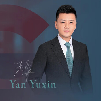 Signed version of long yang, the characters of the main station, when the stars of the times shine. signed version of yan yuxin, the characters of the main station, when the stars of the times shine.