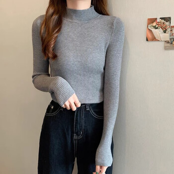 There is a cotton bottoming shirt worn inside the autumn and winter half turtleneck, medium collar, slim long-sleeved, western-style top, bottoming warm sweater, half turtleneck gray, one size fits all, suitable for 80-135 pounds
