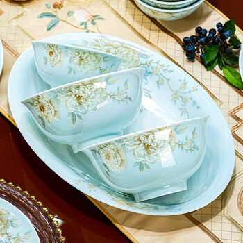 Jingdezhen 2024 celadon tableware set light luxury high-end dishes set home moving tableware set celadon 10-person set high-end brocade box 70 pieces