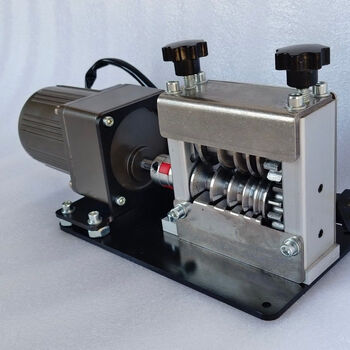 Jieyunmao electric wire stripping machine small hand-cranked waste wire and cable aluminum wire copper wire stripping machine peeling machine hand-cranked model can take over the electric drill