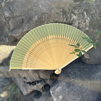Songce ancient fan chinese style folding fan summer hanfu cheongsam folding fan small bamboo fan retro elegant dancing fan 42 square narrow edge-beige