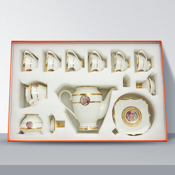 European ceramic coffee cup and saucer set, afternoon tea and tea set, exquisite complete set for home light luxury gift box, six cups and six saucers, rose appointment gift box, 17 pieces