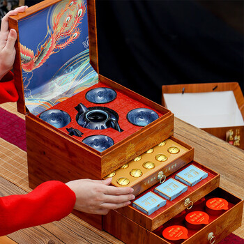 Gugentang jin junmei tea small jar black tea gift box for gifts dahongpao tieguanyin tea set gifts hundred birds facing the phoenix four layers + three great teas + tea sets