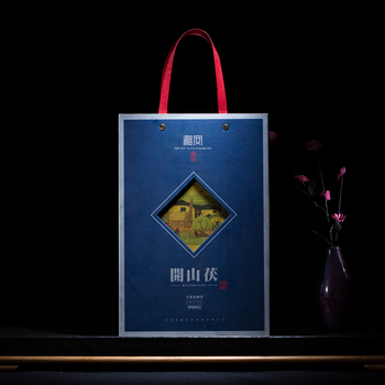 Upward freedom anhua black tea black brick tea high-end boutique gift box kaishan fu handmade fu brick picking spring ingredients 2020