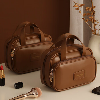 Lohas travel cosmetic bag portable traveling women's 2025 new high-looking women's toiletries high-end business travel large-capacity storage bag