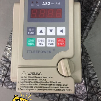 Frequency converter 220v0.75kw1.5kw2.2kw single box assembly line motor speed regulator 380v 220v single in and three out 2.2kw