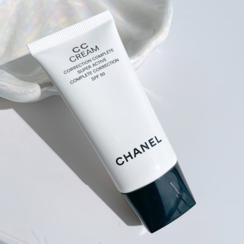 Chanel (chanel) isolating moisturizing sunscreen cream covering cream cc cream 30ml 10# ivory white