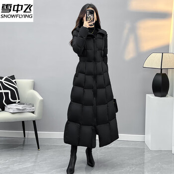 Snow flying (snowflying) 2025 winter new style extended and thickened black long down jacket for women high-end fashion slim 90 white duck down jacket black m _recommended 95-105 pounds