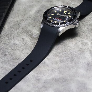Youlenshi silicone watch strap suitable for omega black and green water ghost tissot citizen rossini king armani rubber men's black 18mm