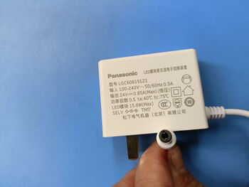 Desk lamp 24v0.65a led control device lgc60819120lgc60819121 white panasonic 24v0.65a