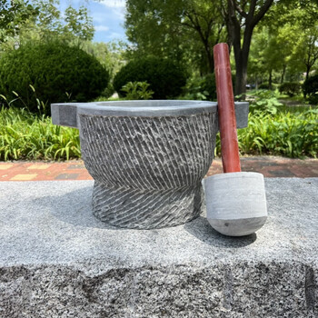 Shantou lincun stone garlic masher old-fashioned stone mortar household glutinous rice cake stirrer stone mortar large garlic mortar style 5 outer diameter 20 inner diameter 14 cm (hammer head + wooden stick