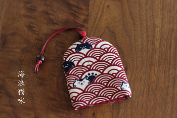 Clcey handmade fabric drawstring creative key bag car remote control key small protective cover wave cat