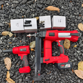 Srick yizhi lithium electric nail gun anti-nail design, water, electricity and carpentry special